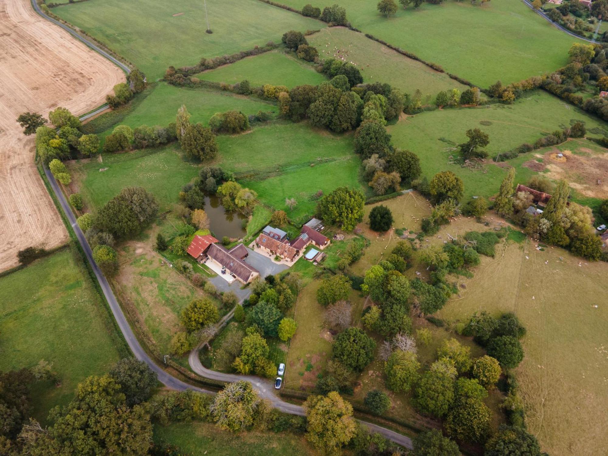 24H Le Mans - Les Haies Gite, Near Le Mans Circuit Villa Coulans-sur-Gee Luaran gambar